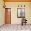 Отель SPOT ON 91645 Rifki Homestay Syariah, фото 4