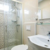Отель Inviting Mobile Home in Banjole With Terrace, фото 8