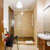 Отель Fresh Studio in Central Oradea, фото 2