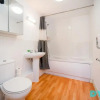 Отель Harrowby House - DYZYN Living - Pet Friendly & Secured Parking - B2B Long Stay, фото 10