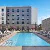 Отель Homewood Suites by Hilton Long Beach Airport в Лос-Анджелесе