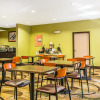 Отель Comfort Inn & Suites Kansas City - Northeast, фото 33