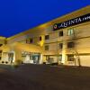 Отель La Quinta Inn Chicago Willowbrook в Уиллоубруке