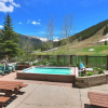 Отель Amazing Ski in-out Condo With Mountain Views - FP114 by RedAwning, фото 17