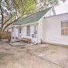 Отель Cozy Home w/ Yard ~ 9 Mi to Dtwn Charleston!, фото 15