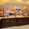 Отель Holiday Inn Express Hotel & Suites San Antonio-Airport North, an IHG Hotel, фото 4