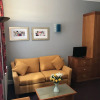 Отель Superb Spacious Central Studio Apartment High Ceiling, фото 3