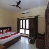 Отель OYO 15791 Flagship Hotel Executive Hazratganj в Лакхнау