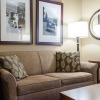 Отель Russell Inn & Suites, фото 12