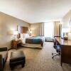 Отель Comfort Inn & Suites St. Louis - Hazelwood, фото 3