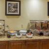 Отель Country Inn & Suites by Radisson, Knoxville at Cedar Bluff, TN, фото 10