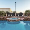Отель La Quinta Inn & Suites by Wyndham Dallas Grand Prairie South, фото 16