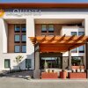 Отель La Quinta Inn & Suites Santa Rosa Sonoma, фото 35