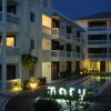 Отель Mary Beach Hotel and Resort в Сиануквиле