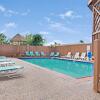 Отель Red Roof Inn Plus+ Galveston - Beachfront, фото 14