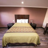 Отель Rodeway Inn & Suites, фото 19