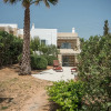 Отель Eclectic island villa - gorgeous sea views, garden by VillaRentalsgr, фото 1