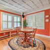 Отель Cozy Wooded Retreat: 2 Mi to Dtwn Brevard!, фото 9