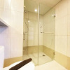 Отель Modern Studio Room Apartment At Tamansari La Grande, фото 9