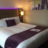 Отель Premier Inn Heathrow Airport Terminal 4, фото 18