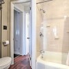 Отель Centrally Located Apt in Victorian Mansion!, фото 8