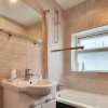 Отель 3-Bedroom Home near Manchester City, фото 8