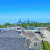 Отель Vibrant Haven With Rooftop Patio, фото 1