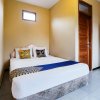 Отель OYO Homes 91008 Eco Tourism Desa Cibodas Babakan Gentong 1 Syariah, фото 10