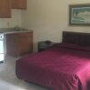 Отель Maple Leaf Motel, фото 5