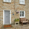 Отель Bumblebee Cottage in Aysgarth, фото 1