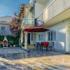 Отель Awesome Home in Dugi Rat With Wifi and 2 Bedrooms, фото 1