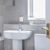Отель Modern 2 Bedroom Lewisham Apartment, фото 9