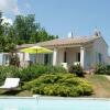 Отель Provencal villa with heated private pool and panoramic views 2 km from village, фото 1