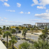 Отель Seacrest 407 is a 2 BR Gulf front on Okaloosa Island by RedAwning, фото 18