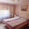 Отель Viktorov Comfortable 2-bed Apartment, фото 3