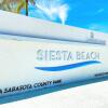 Отель Siesta Beach Cottage, Sleeps 6, Walk to Beach, Stores, & Restaurants, фото 20