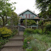 Отель A Suite at Kitsilano Cottage, фото 5