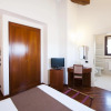 Отель Alla Rocca Hotel, фото 6
