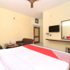 Отель OYO 30127 Hotel Sabina International, фото 3