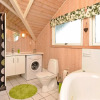 Отель 8 Person Holiday Home in Hejls, фото 7