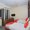 Отель OYO 10321 Century Residency, фото 7