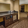 Отель Hampton Inn Asheville-Tunnel Rd., фото 21