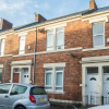 Отель Lovely and Comfortable 3 Bed Flat, Tamworth, фото 1