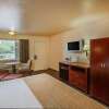 Отель Travelodge by Wyndham Houston Hobby Airport в Хьюстоне