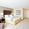 Отель Holiday Inn Express Hotel & Suites Hays, an IHG Hotel, фото 5