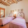 Отель small village of beautiful apartments in the green Tuscan hills and olive groves, фото 6