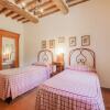 Отель small village of beautiful apartments in the green Tuscan hills and olive groves, фото 12