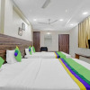 Отель OYO 15365 Royal Galaxy Park, фото 12