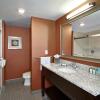 Отель Hampton Inn by Hilton Calgary Airport North, фото 6