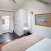 Отель Stunning And Spacious 4 Bedroom 2 Bath In Fulham, фото 3